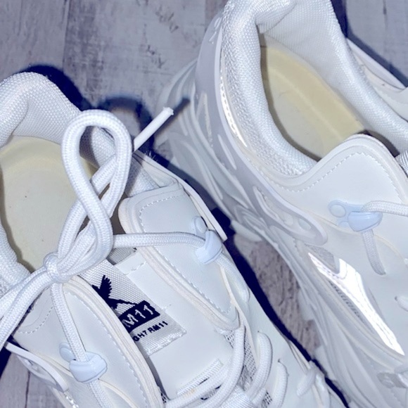 Fashion sneakers size 43, US 9 1/2 - Picture 11 of 11